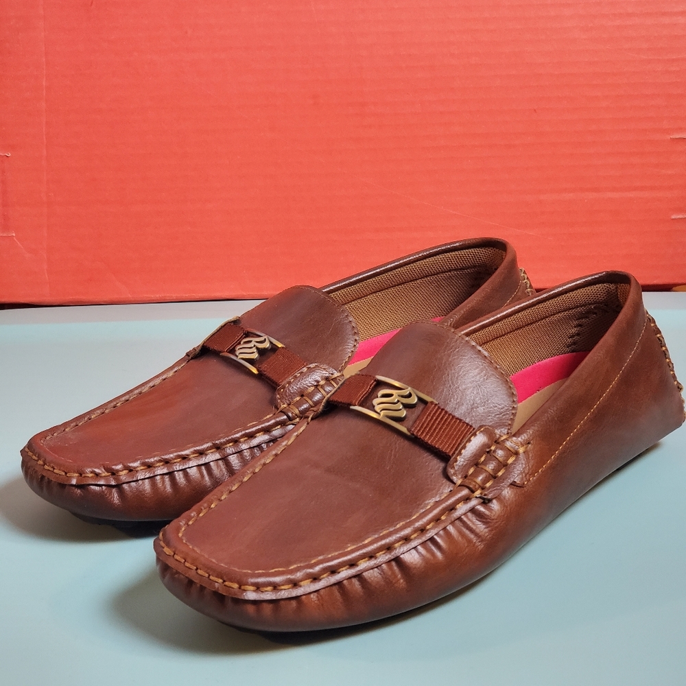 Rocawear Dress Shoes 5.5 big boys